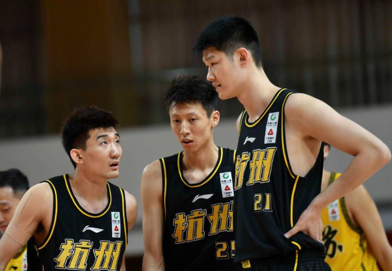 影片非常巧妙地将悬疑、剧情、动作、爱情、人性等元素集于一身，既有血脉偾张的殊死搏斗，又不乏为爱重生的温情镜头，再加上;越狱天团的强大助力，有望成为金秋的一道风景